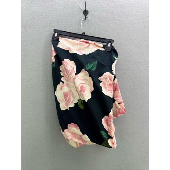 Emily & Merritt Pottery Barn Kids Black Bed Of Roses Organic Crib Fitted Sheet - Picture 4 of 7